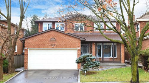 328 Atha Ave, Richmond Hill, ON, L4C2J7 | Card Image