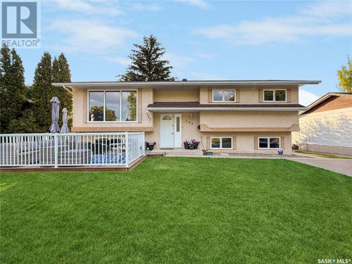 286 Burke Cres, Swift Current, SK, S9H4H6 | Card Image
