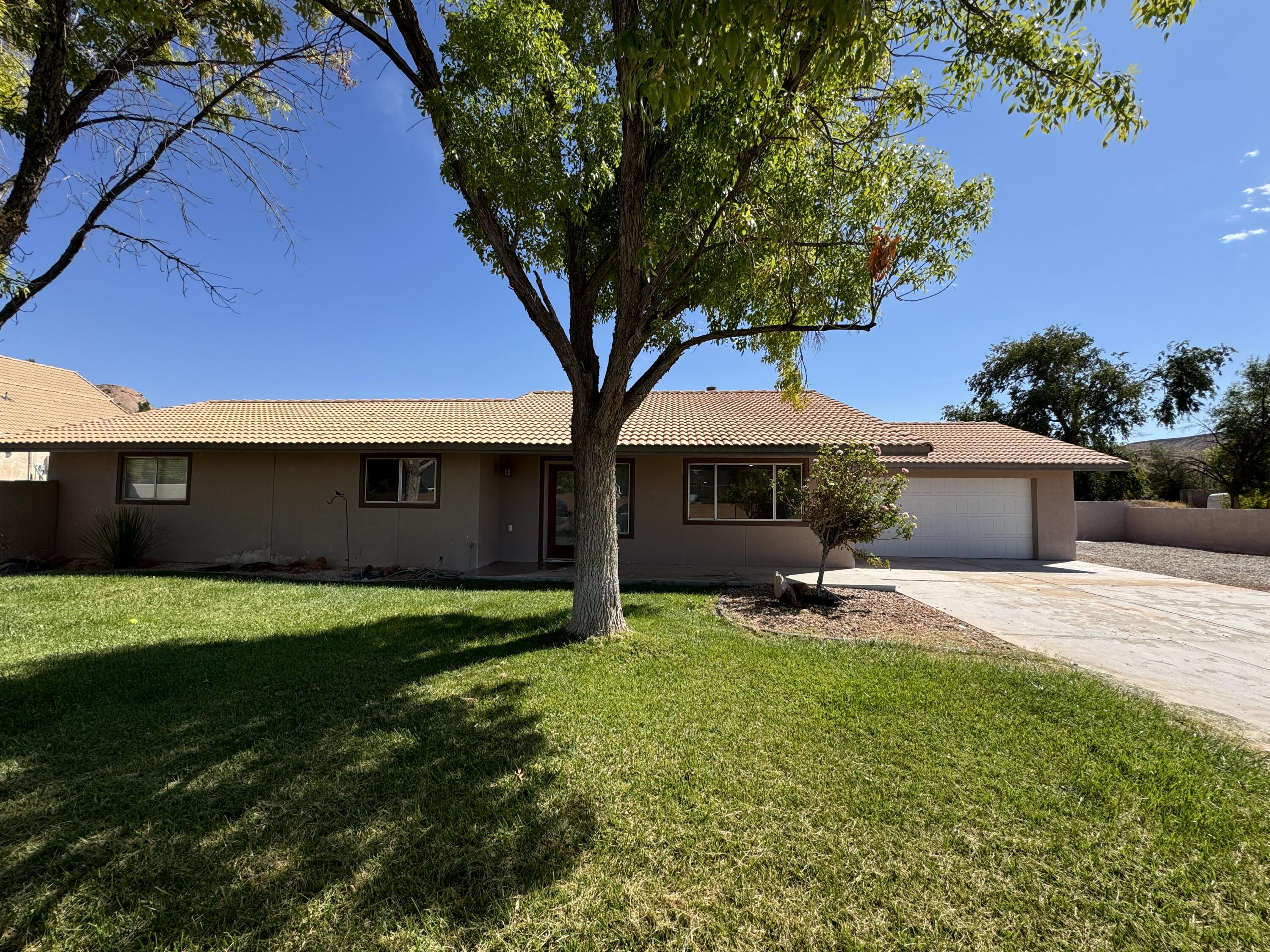 Starkey Rd, Shandon, CA 93461