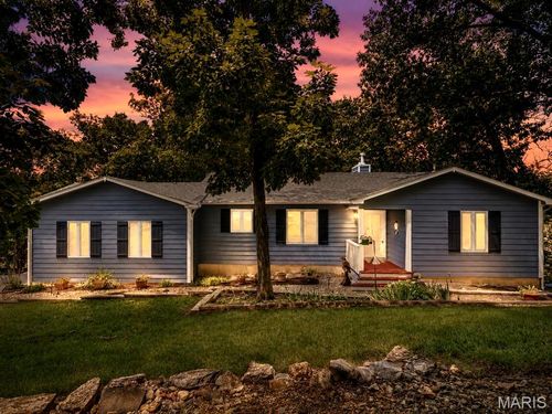 19 Summit Ln, Pacific, MO, 63069-5007 | Card Image