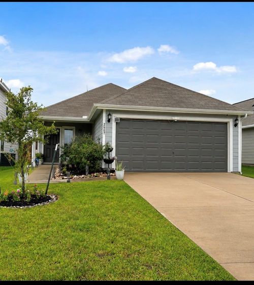 2507 Moapa Dr, Conroe, TX, 77384-2245 | Card Image