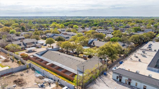 Glenbrook townhomes-1103 is second from the right. | Image 29