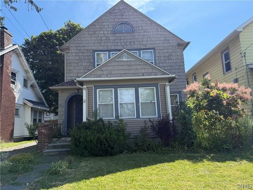 609 Seeley Rd, Syracuse, NY, 13224-1133 | Card Image