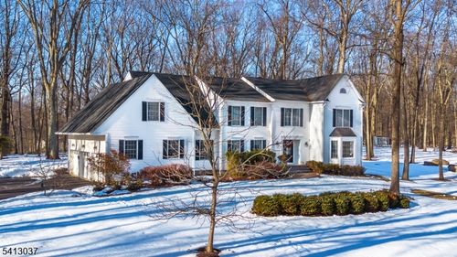 7 Chestnut St, Long Valley, NJ, 07853-3295 | Card Image