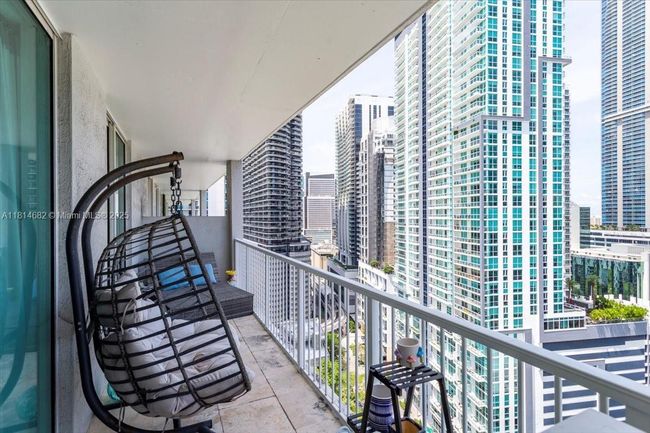 APT-2208 - 1250 S Miami Ave, Condo with 1 bedrooms, 2 bathrooms and null parking in Miami FL | Image 17
