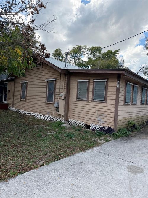707 4th St Se, WINTER HAVEN, FL, 33880-3706 | Card Image