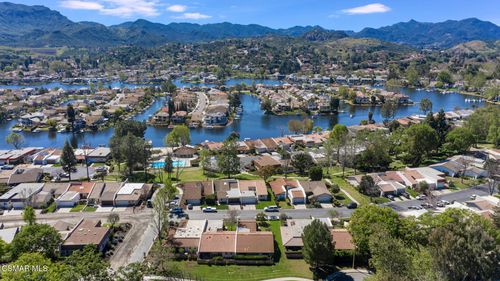 2679 Lakewood Pl, Westlake Village, CA, 91361-3307 | Card Image