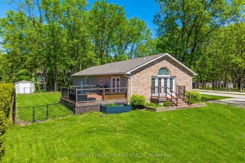 10234 Julie Avenue, Lambton Shores, ON, N0M1T0 | Card Image