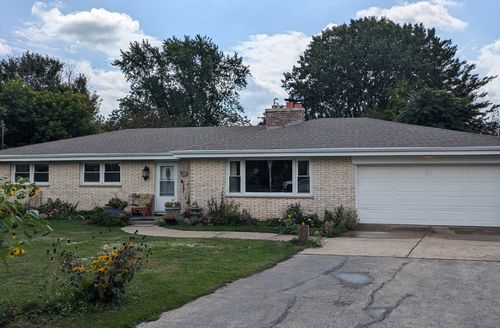 1903 4 Mile Rd, Caledonia, WI, 53402-2011 | Card Image