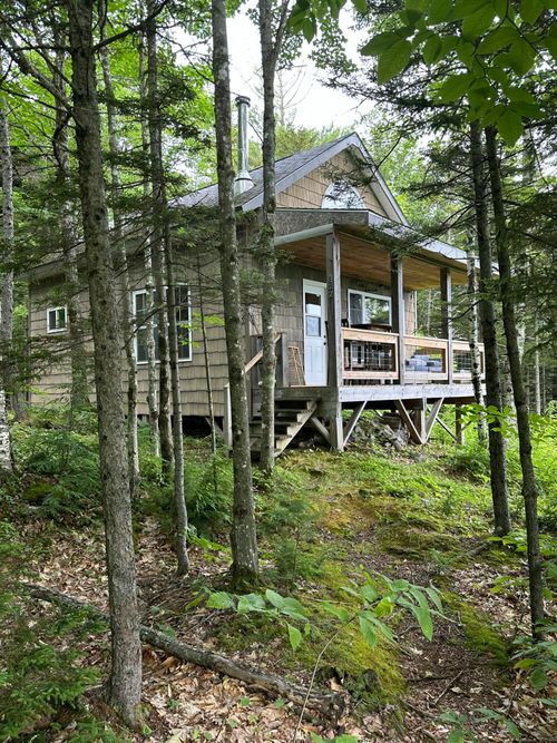 322 Lamb Road, Roxbury, ME, 04275 | Card Image