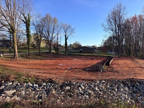 304 Shoreham Ln, inman, SC, 29349-9279 | Card Image
