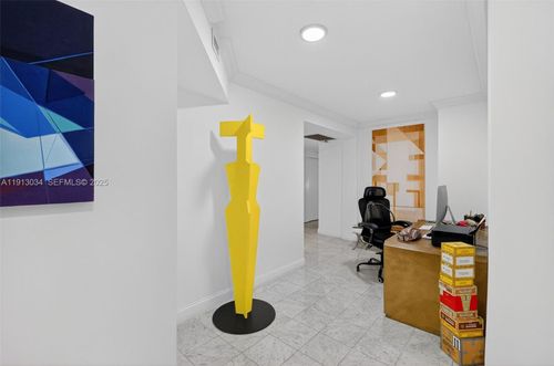 106-181 Crandon Blvd, Key Biscayne, FL, 33149-1554 | Card Image