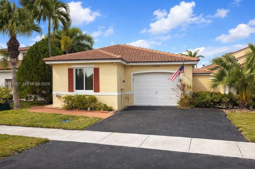 17253 Nw 6th Ct, Pembroke Pines, FL, 33029-3182 | Card Image