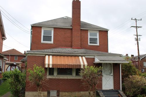 825 Liberty St, Duquesne, PA, 15110-1529 | Card Image
