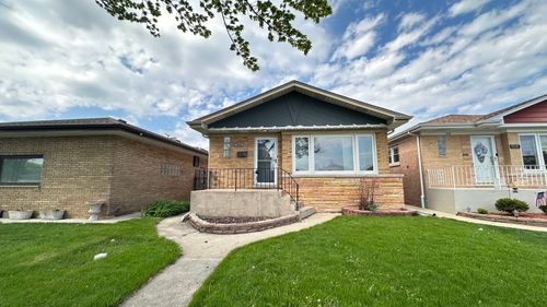 7532 W Ainslie St, Harwood Heights, IL, 60706-3414 | Card Image