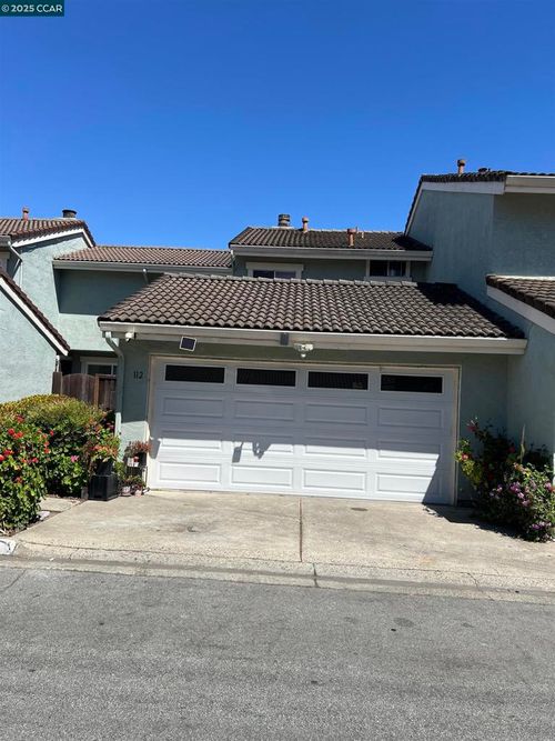 112 Westgate Cir, San Pablo, CA, 94806-2879 | Card Image