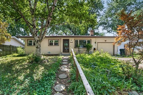 1121 Debra Ln, Madison, WI, 53704-1414 | Card Image