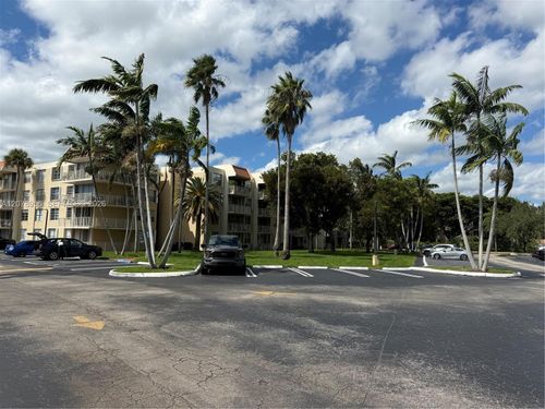 a-ph10-13100 92nd Ave, Miami, FL, 33176-5779 | Card Image