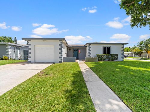 6572 Sw 8th Ct, North Lauderdale, FL, 33068-2616 | Card Image
