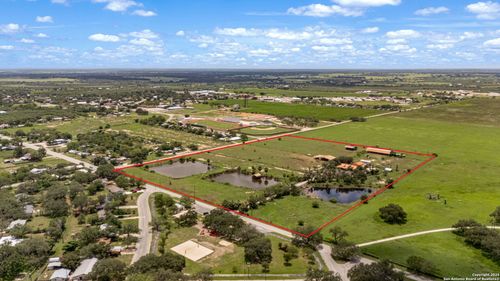 1551 N Windy Knoll Dr, Devine, TX, 78016-1200 | Card Image