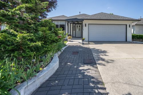 33764 Blueberry Dr, Mission, BC, V2V7A1 | Card Image