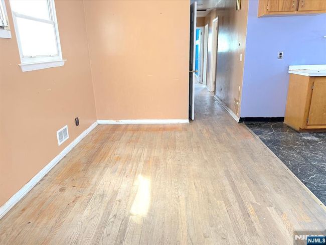 1437 Gehr Pl, House other with 3 bedrooms, 2 bathrooms and null parking in North Bergen NJ | Image 10