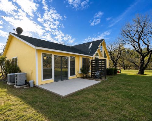 210 Skyline Dr, Kingsland, TX, 78639-4235 | Card Image