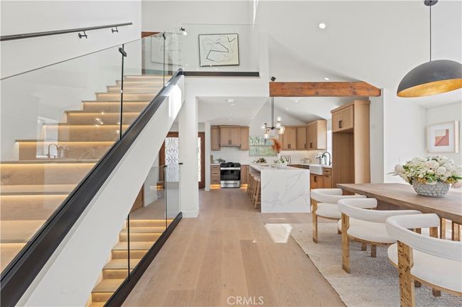 8280 Grand View Dr, House other with 3 bedrooms, 4 bathrooms and 2 parking in LOS ANGELES CA | Image 10