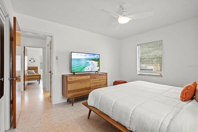 2473 Davis Blvd, House other with 3 bedrooms, 2 bathrooms and null parking in Sarasota FL | Image 43