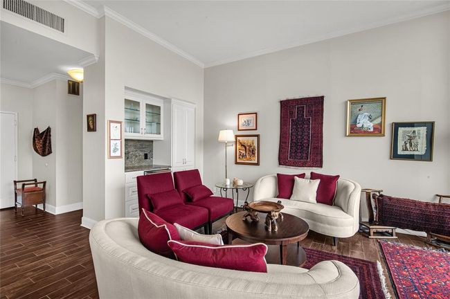 UNIT-1206 - 1111 Bering Dr, Condo with 2 bedrooms, 2 bathrooms and 2 parking in Houston TX | Image 4