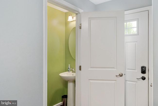 45955 Grammercy Ter, Townhouse with 3 bedrooms, 3 bathrooms and null parking in STERLING VA | Image 40