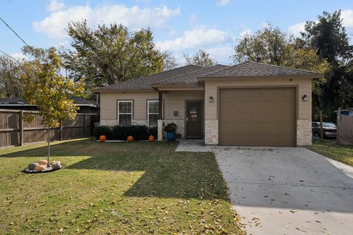 3330 Rutledge St, Dallas, TX, 75215-3929 | Card Image