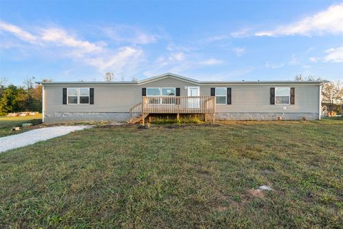 43 Chestnut St, Smiths Grove, KY, 42171-8704 | Card Image