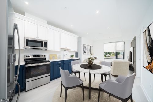 303-12 River Rd, Clifton, NJ, 07014-2006 | Card Image