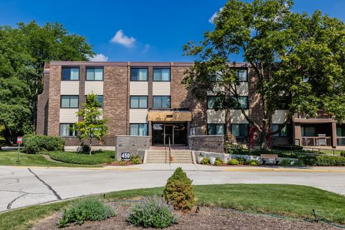 2f-450 Raintree Dr, Glen Ellyn, IL, 60137 | Card Image