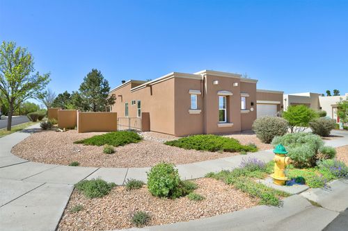 130 E Chili Line Rd, Santa Fe, NM, 87508-1375 | Card Image