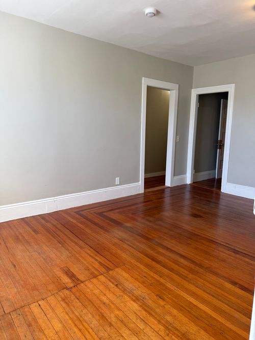 3-1 Wheeler Ave, Cranston, RI, 02905-4034 | Card Image