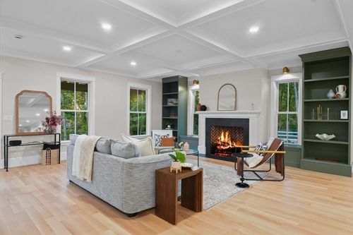 a-14 Dexter Ln, Newburyport, MA, 01950-3802 | Card Image