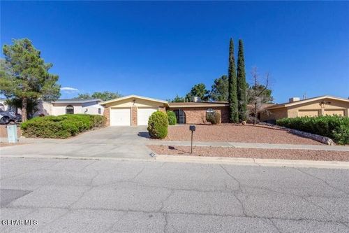 7141 Villa Hermosa Dr, El Paso, TX, 79912-2220 | Card Image