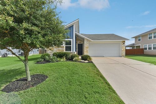 116 Saranac Dr, Elgin, TX, 78621-2061 | Card Image