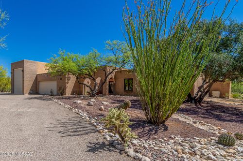3842 N Calle Hondonada, Tucson, AZ, 85750-2315 | Card Image