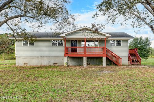 5882 Croomsbridge Rd, Burgaw, NC, 28425-7930 | Card Image