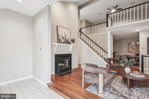 apt-302-2704 Summerview Way, ANNAPOLIS, MD, 21401-7752 | Card Image