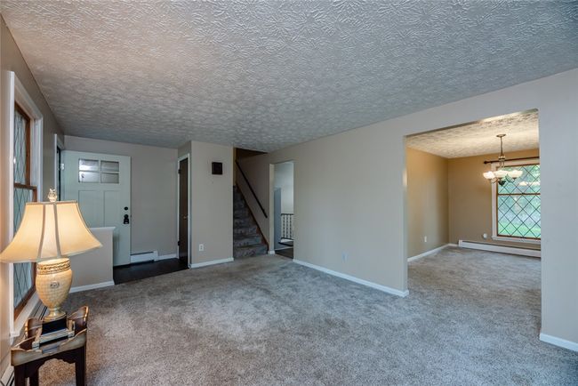 living room | Image 5