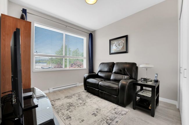 303 - 288 Hampton Street, Condo with 3 bedrooms, 2 bathrooms and 2 parking in New Westminster BC | Image 25