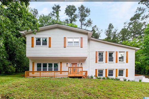 3633 Leslie Ann Rd, Vestavia, AL, 35243-4601 | Card Image