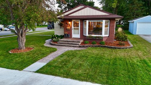 816 Irene Ave, Willmar, MN, 56201-4670 | Card Image