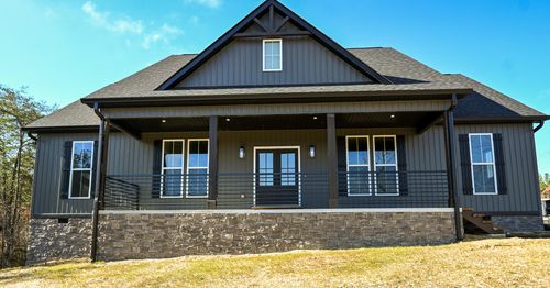 531 Horns Creek Rd, Old Fort, TN, 37362-7643 | Card Image