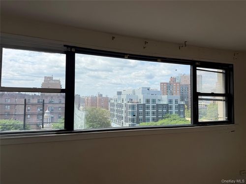 7b-98-22 63rd Dr, Rego Park, NY, 11374-2302 | Card Image
