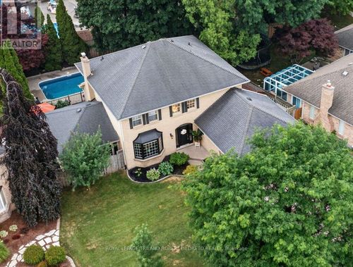 110 Summerdale Pl, London, ON, N6K4C6 | Card Image